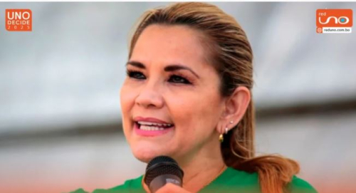 Jeanine Áñez destaca el valor del primer debate presidencial y critica la ausencia de Andrónico