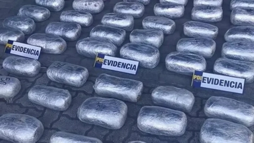 Dos bolivianos caen en la frontera chilena tras ingerir cápsulas con droga