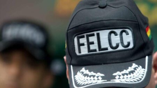 Policía secuestra 120 cartuchos de dinamita a dos personas en Unduavi