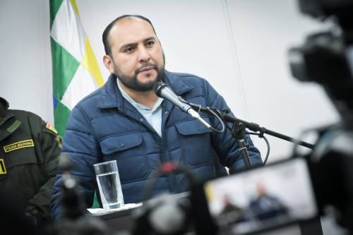 «La convulsión y los bloqueos ya han causado pérdidas por más de $us 700 millones», señala el ministro de Gobierno