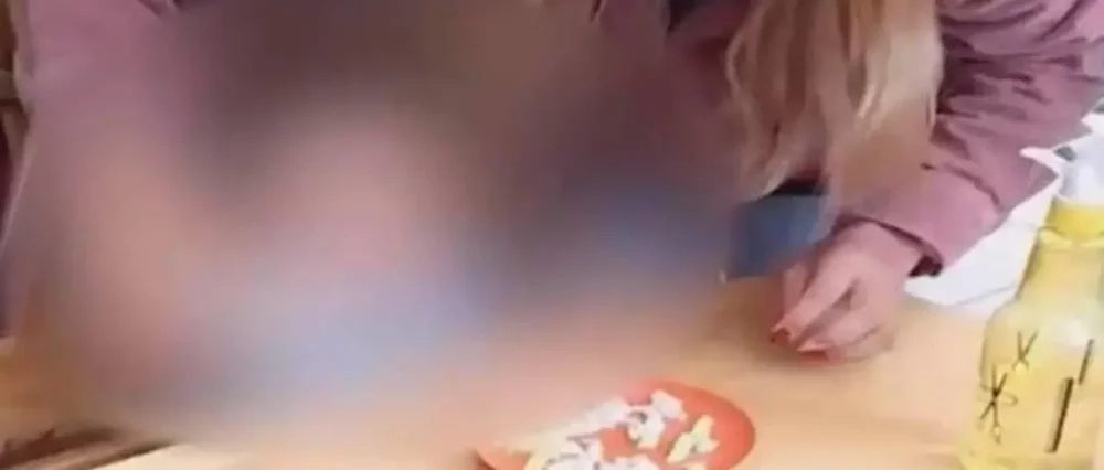 Dictan cinco meses de detención preventiva para la directora de la guardería sindicada de “agredir” a niños