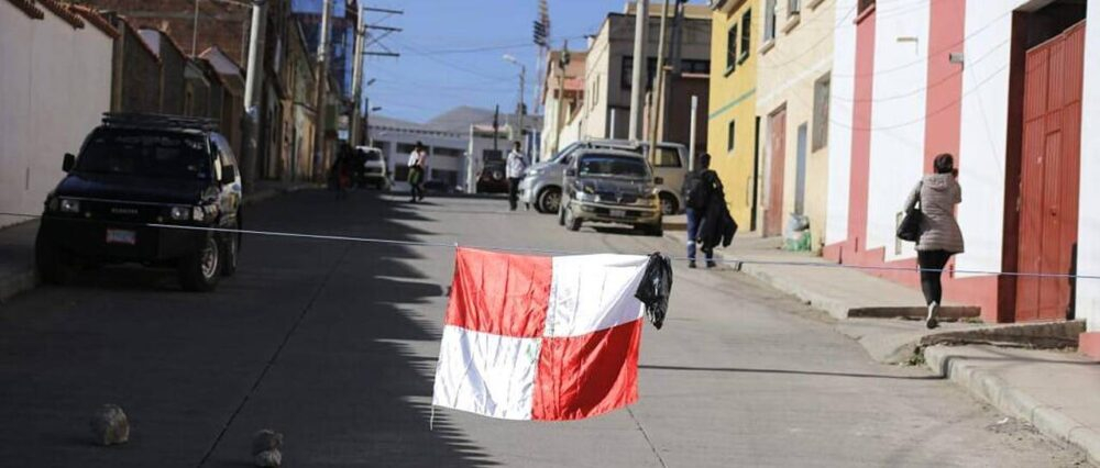 Potosí: Choferes paran por combustibles y los cívicos marchan por la crisis