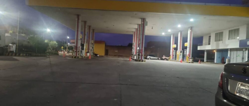 Pese a anuncios de despachos de YPFB, las filas siguen y la situación es insostenible, reclaman sectores