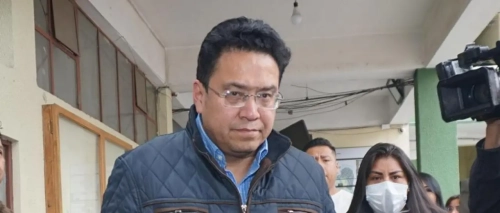 Tras ser aprehendido, el exministro Siles pasará la noche en celdas policiales a la espera de su audiencia cautelar por el caso consorcio