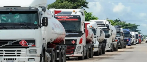 Cisterneros apuntan a negociar tarifas de fletes con el Gobierno y anuncian que cumplirán contratos vigentes
